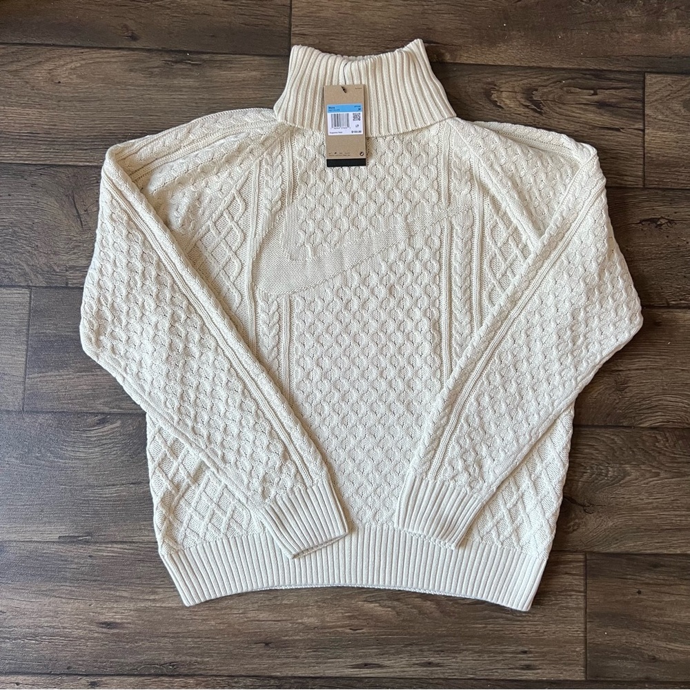 Nike Men's Cable Knit Turtleneck Sweater Loose Fit Cream Size Medium FB7770-072